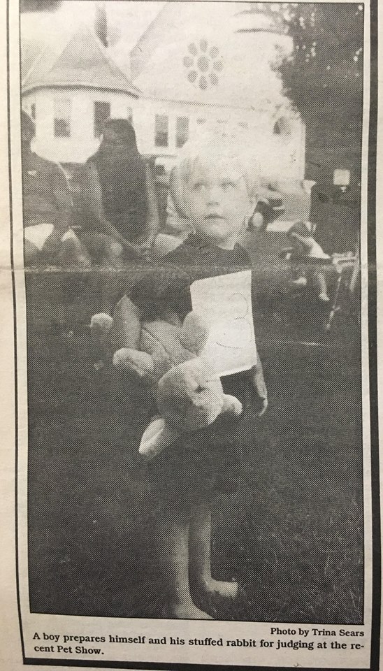 PetShow, newspaper photograph 